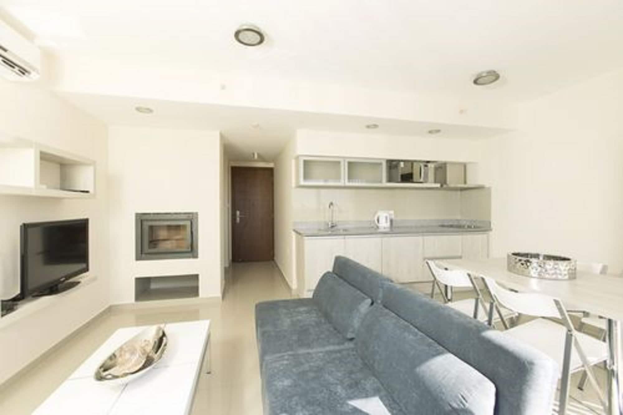 Apartahotel Mercosur Universitas 4*