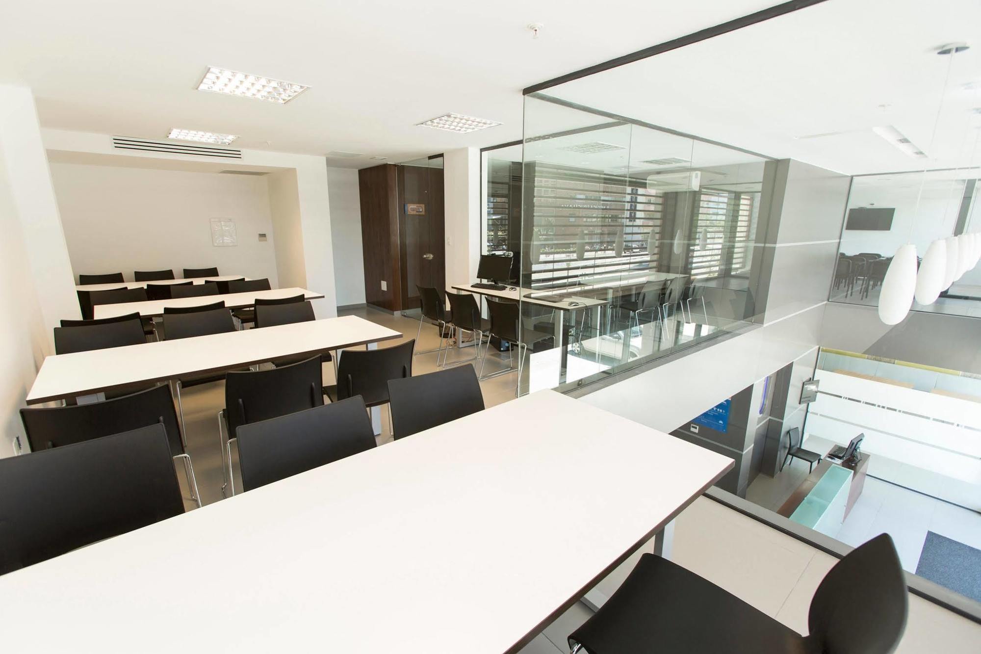 Apartahotel Mercosur Universitas Montevideo